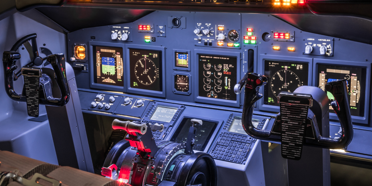 https://www.consorcioaeroespacial.com/wp-content/uploads/2024/04/Fotos-Canva-simulador-de-vuelo-1280x640.png