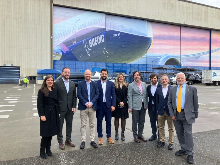https://www.consorcioaeroespacial.com/wp-content/uploads/2024/04/Xponential-24-Visita-a-Boeing.jpg